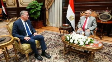 تحرك برلماني جديد.. وزير البترول يخطط لجذب استثمارات كبرى بقطاع الطاقة والمعادن